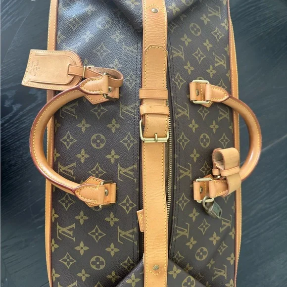 Louis Vuitton Brown Monogram Duffel Bag with Vachetta Leather - Picture 6 of 14